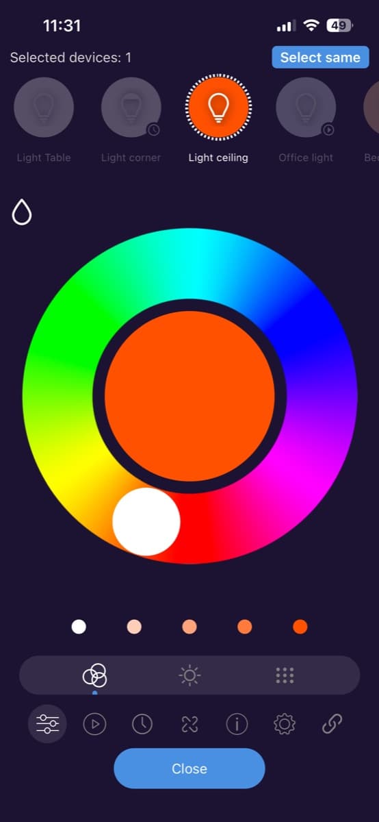 MESHLE App mit RGB-Farbkreis und Reglern für Farbton, Sättigung und Helligkeit bei RGBW-Leuchten